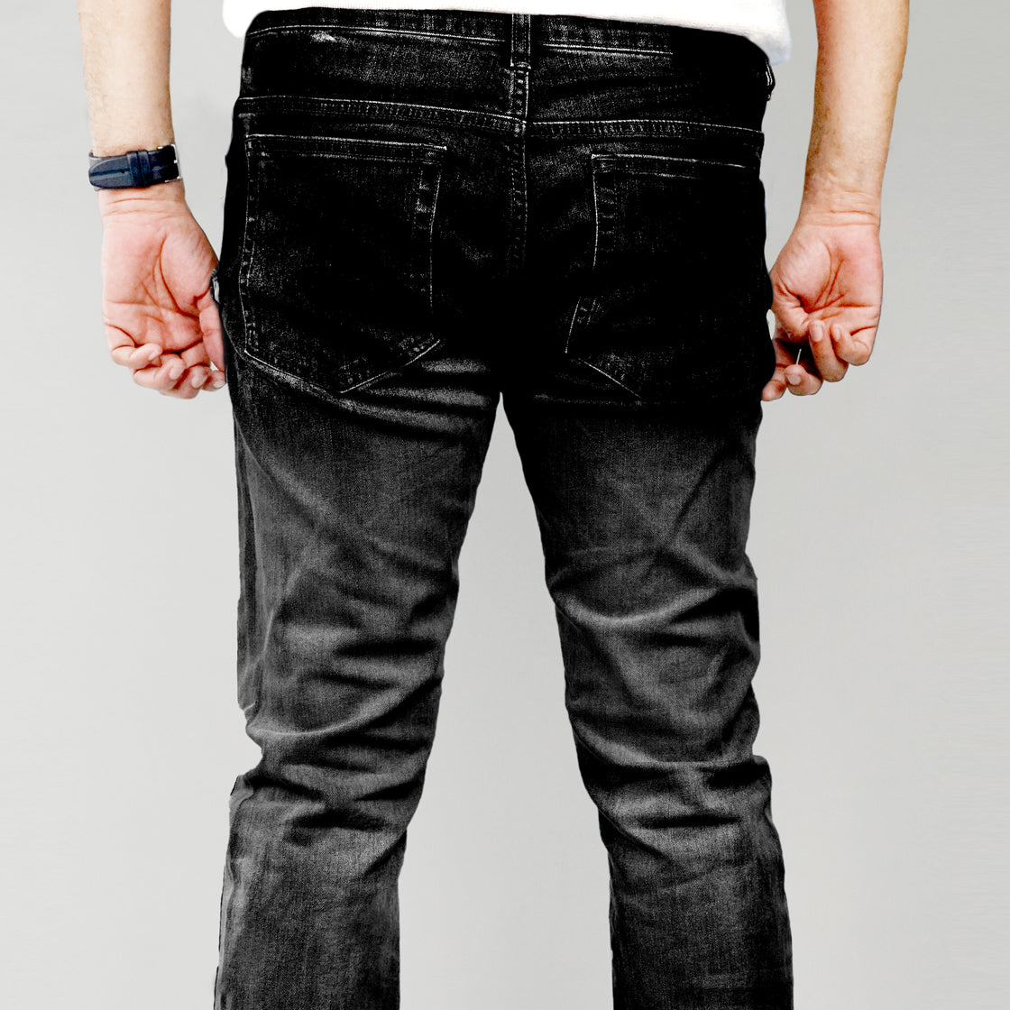 MENS DISTRESSED PATCH TRIM JEANS