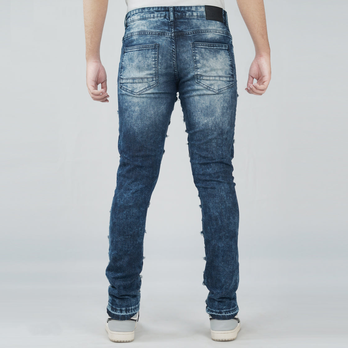 MENS FRAYED FABRIC PATCH TRIM PANTS (DENIM)