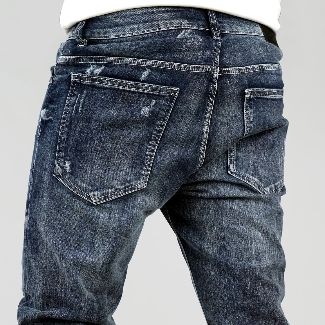 MENS RIP & REPAIRED JEANS