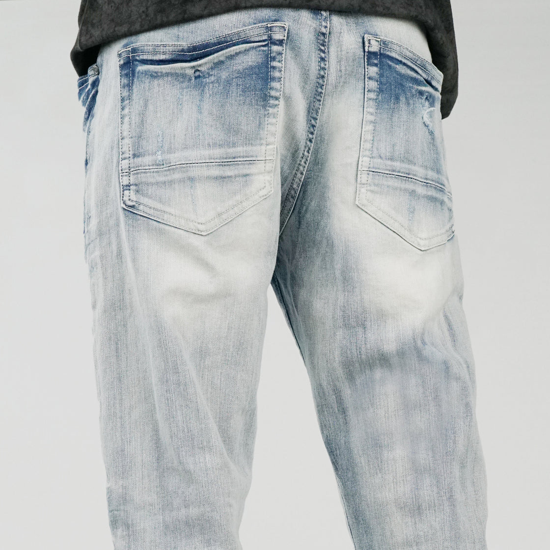 MENS RIP & REPAIRED JEANS