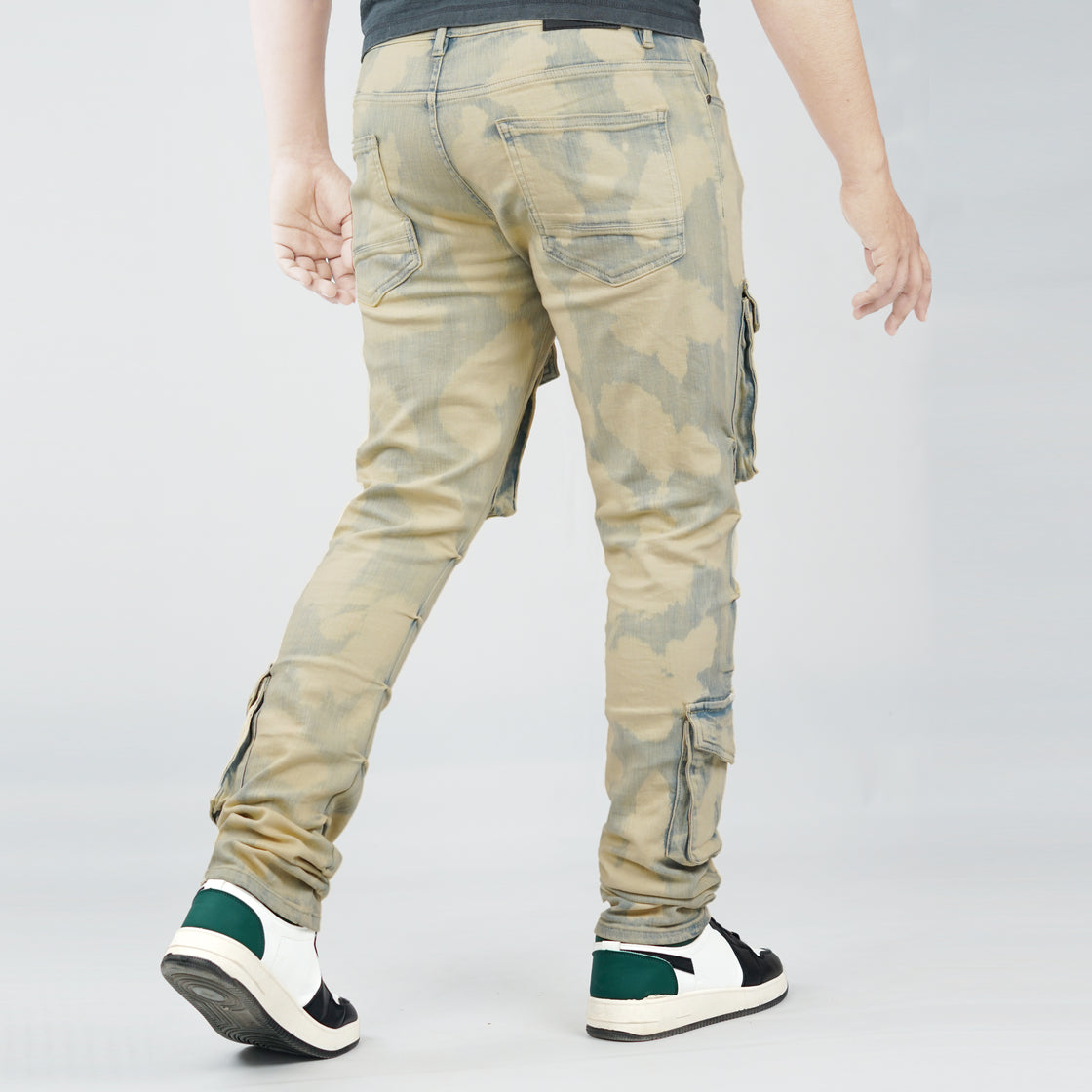 MENS PINCHED SEAM MULTI CARGO JEANS