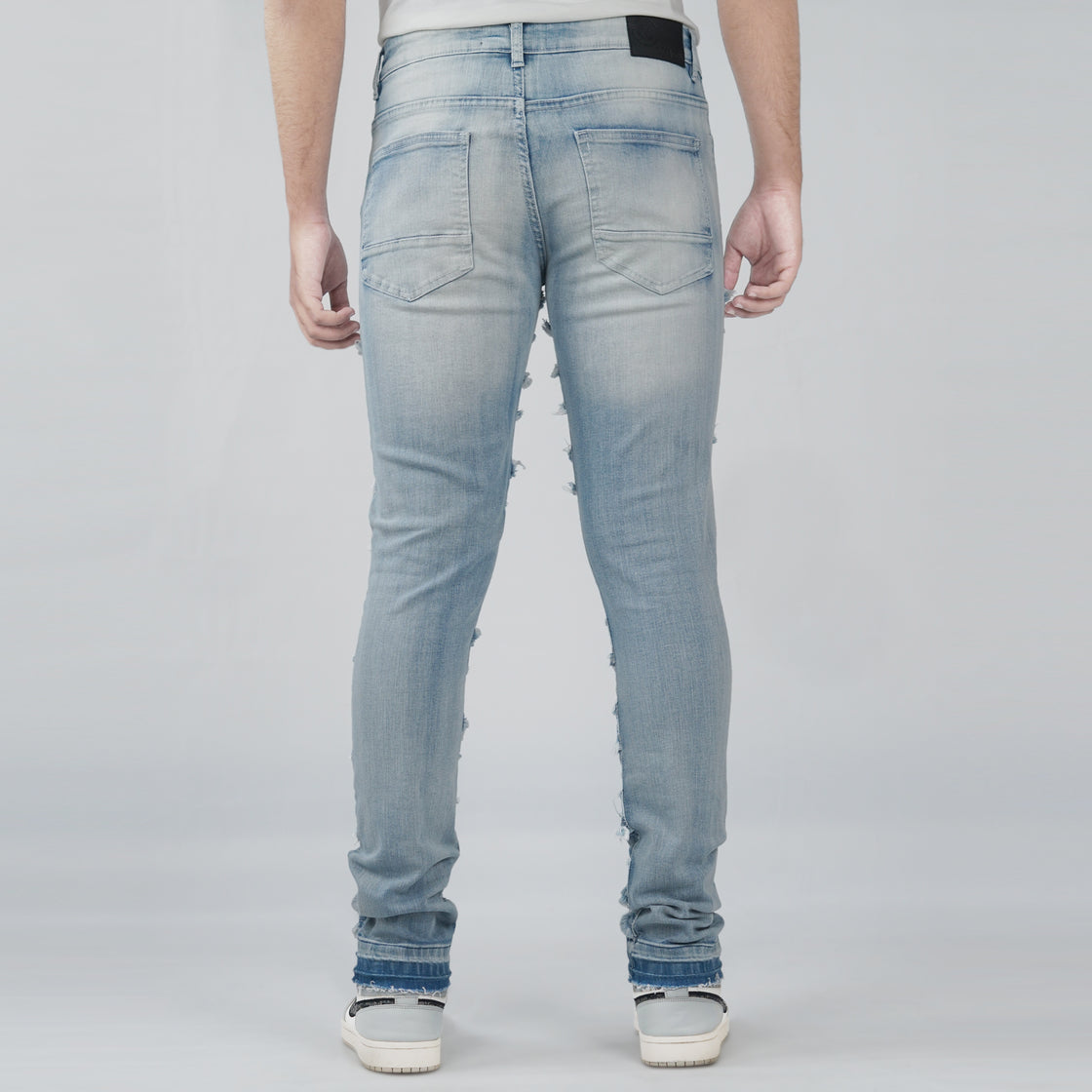 MENS FRAYED FABRIC PATCH TRIM PANTS (DENIM)