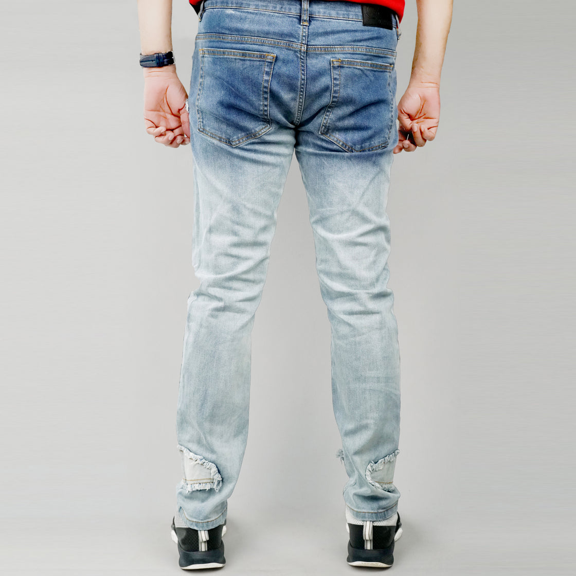 MENS DISTRESSED PATCH TRIM JEANS