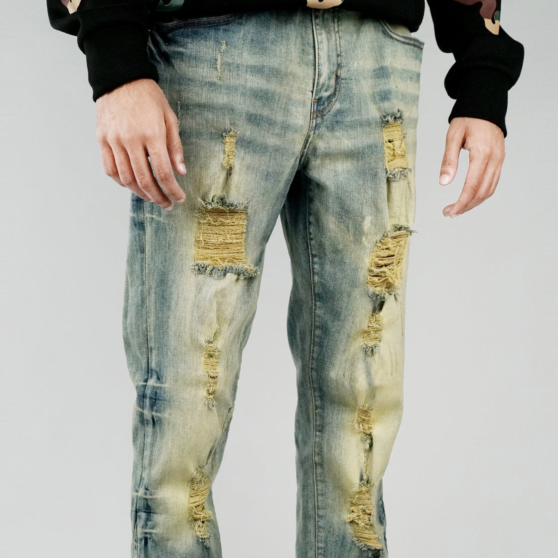 MENS RIP & REPAIRED JEANS