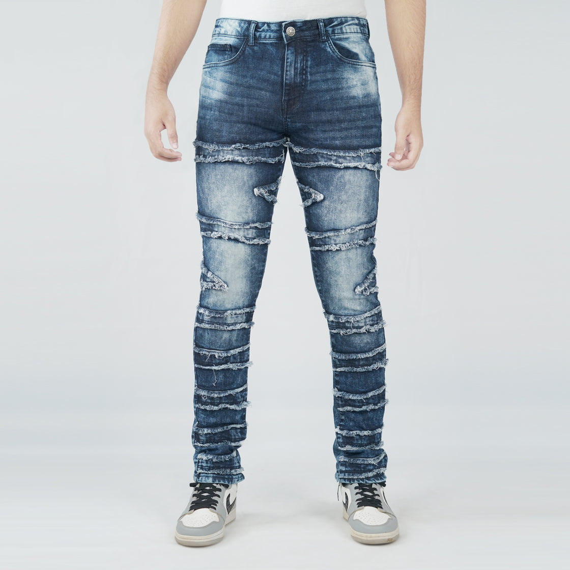 MENS FRAYED FABRIC PATCH TRIM PANTS (DENIM)