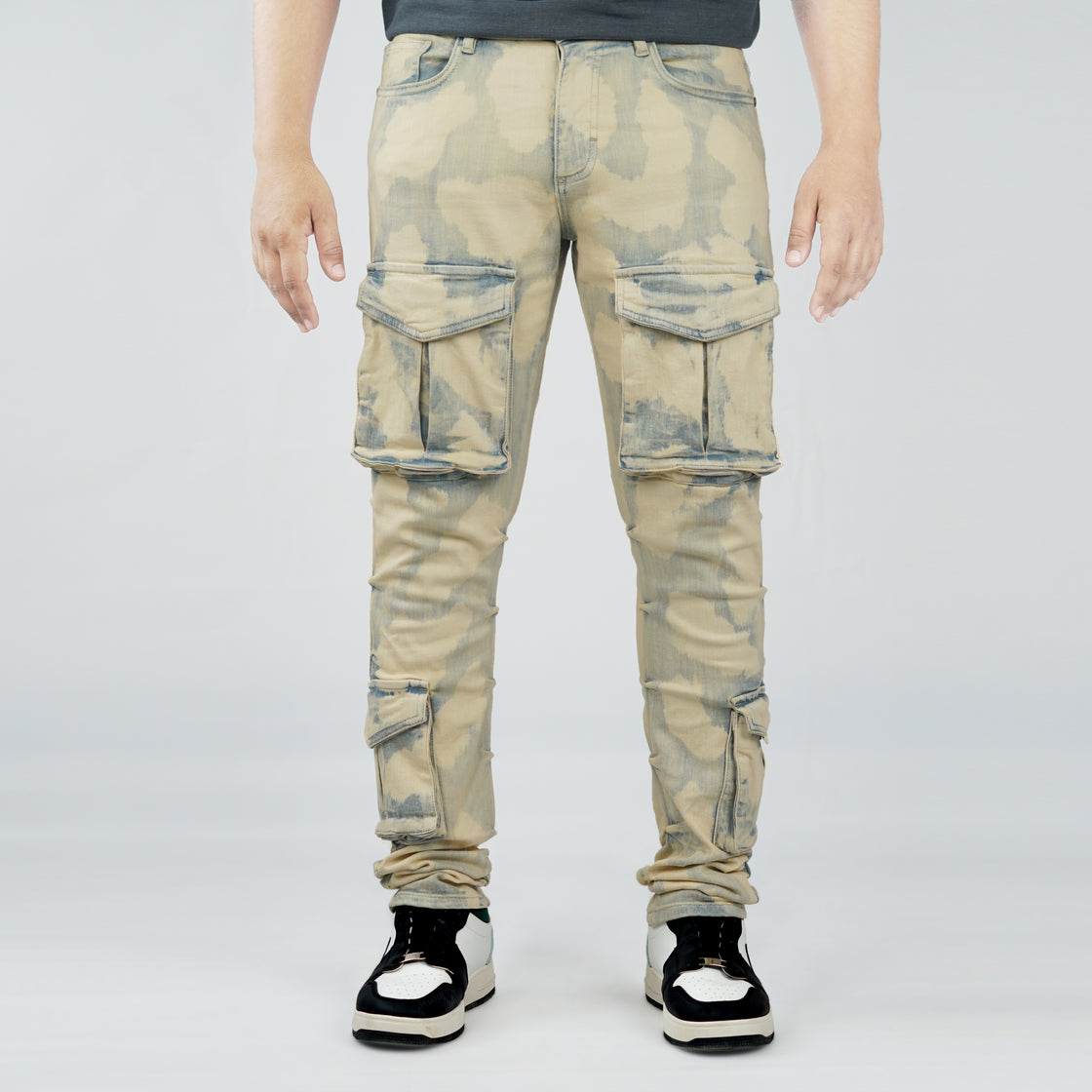 MENS PINCHED SEAM MULTI CARGO JEANS