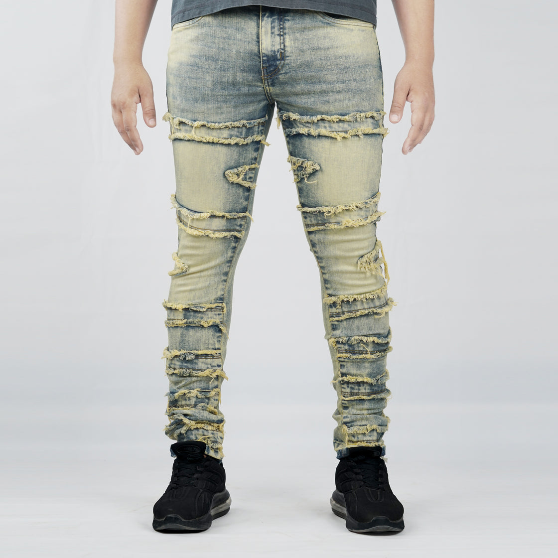 MENS FRAYED FABRIC PATCH TRIM PANTS (DENIM)