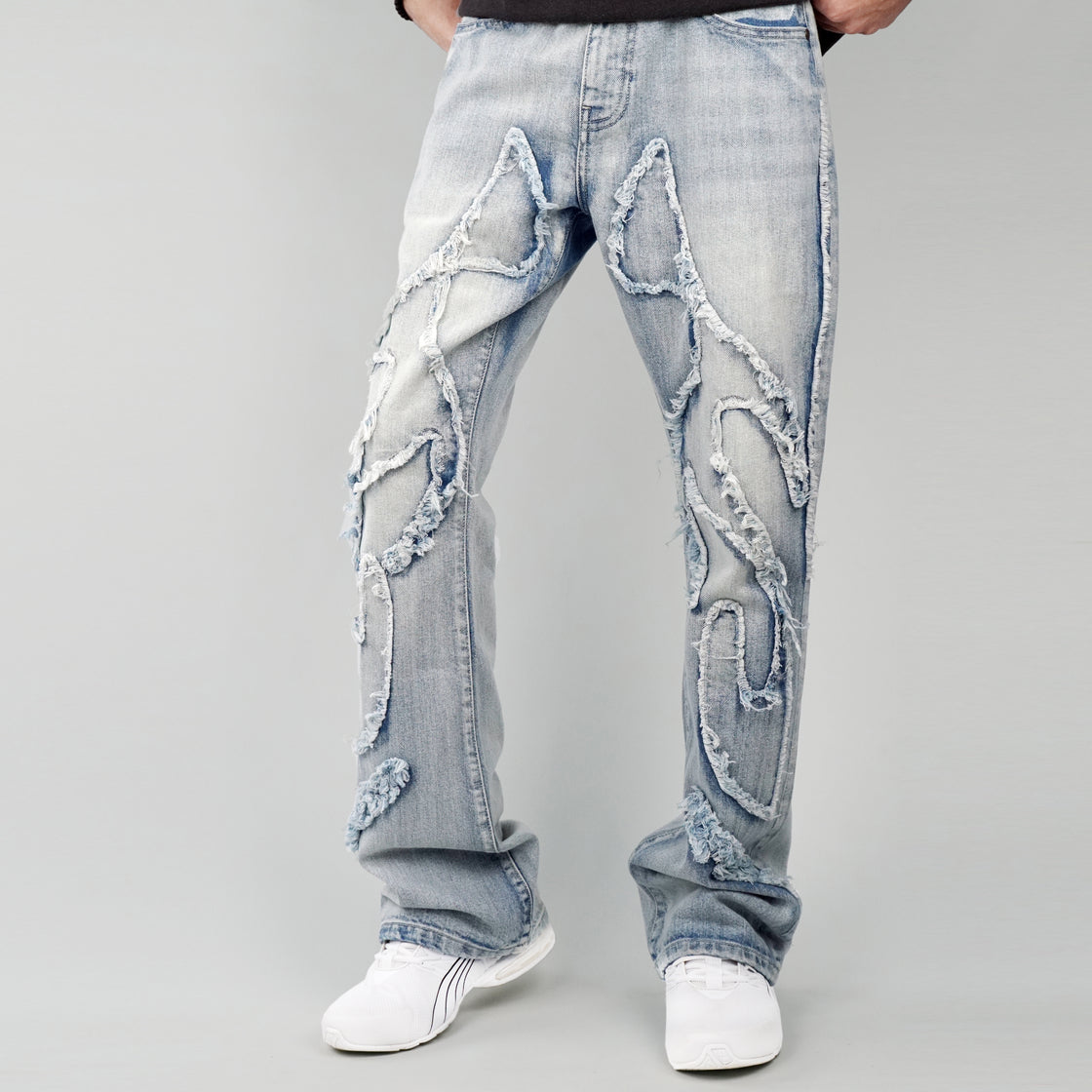 MEN PATCH FLARE JEANS